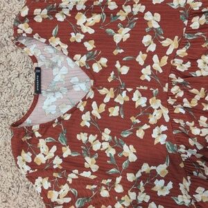 Staccato Floral Top